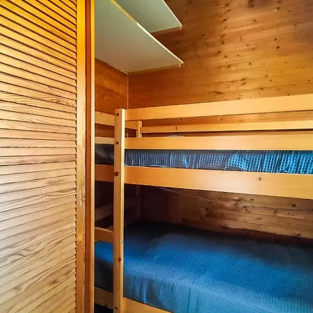 2 Bedroom In * ウェステンデ